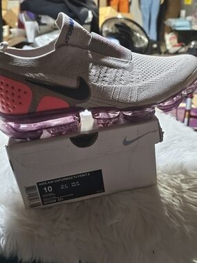 Nike Women’s Vapormax Flyknit 2 Slip-On Sneakers - White, Pink, Black